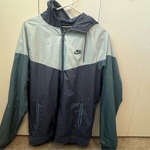 Nike Blue Windbreaker Jacket Lightweight Water-Resistant